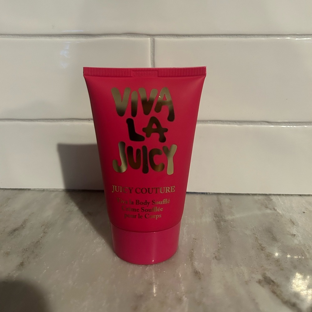 Juicy Couture Viva La Juicy Body Soufflé